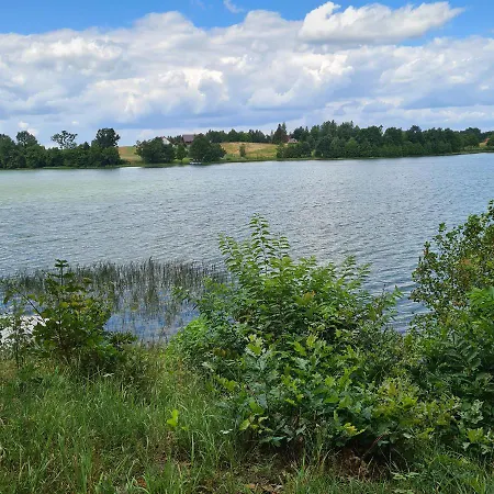 Nad Jeziorem Sierakowice (Pomerania)