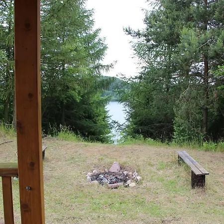 Nad Jeziorem Sierakowice (Pomerania)