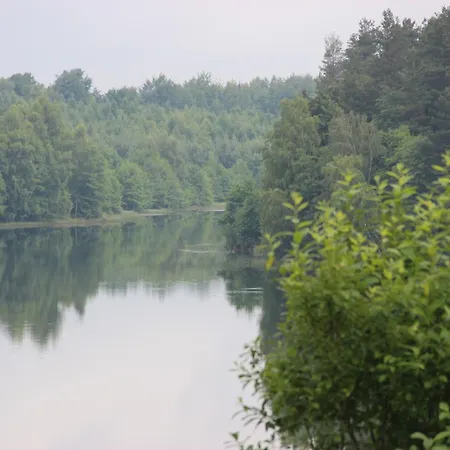 Nad Jeziorem Sierakowice