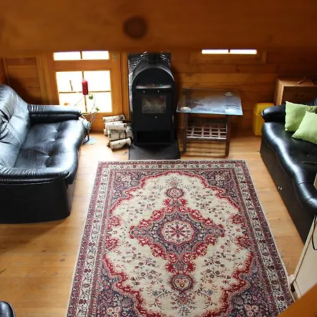 Nad Jeziorem ロッジ Sierakowice