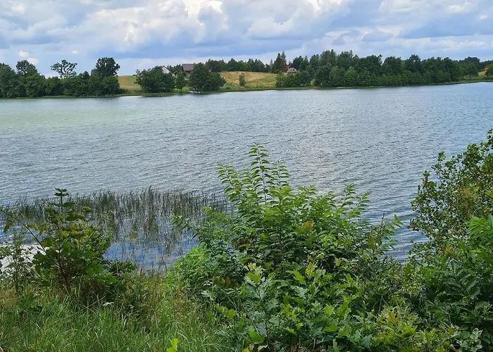 Nad Jeziorem Sierakowice (Pomerania)