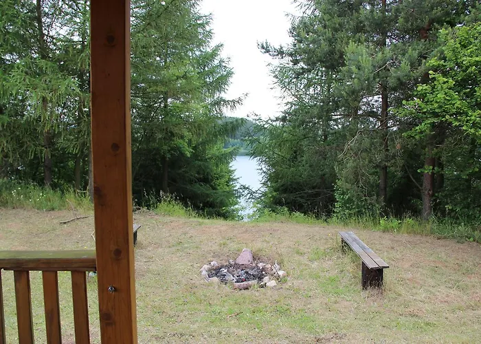 Nad Jeziorem Sierakowice (Pomerania)